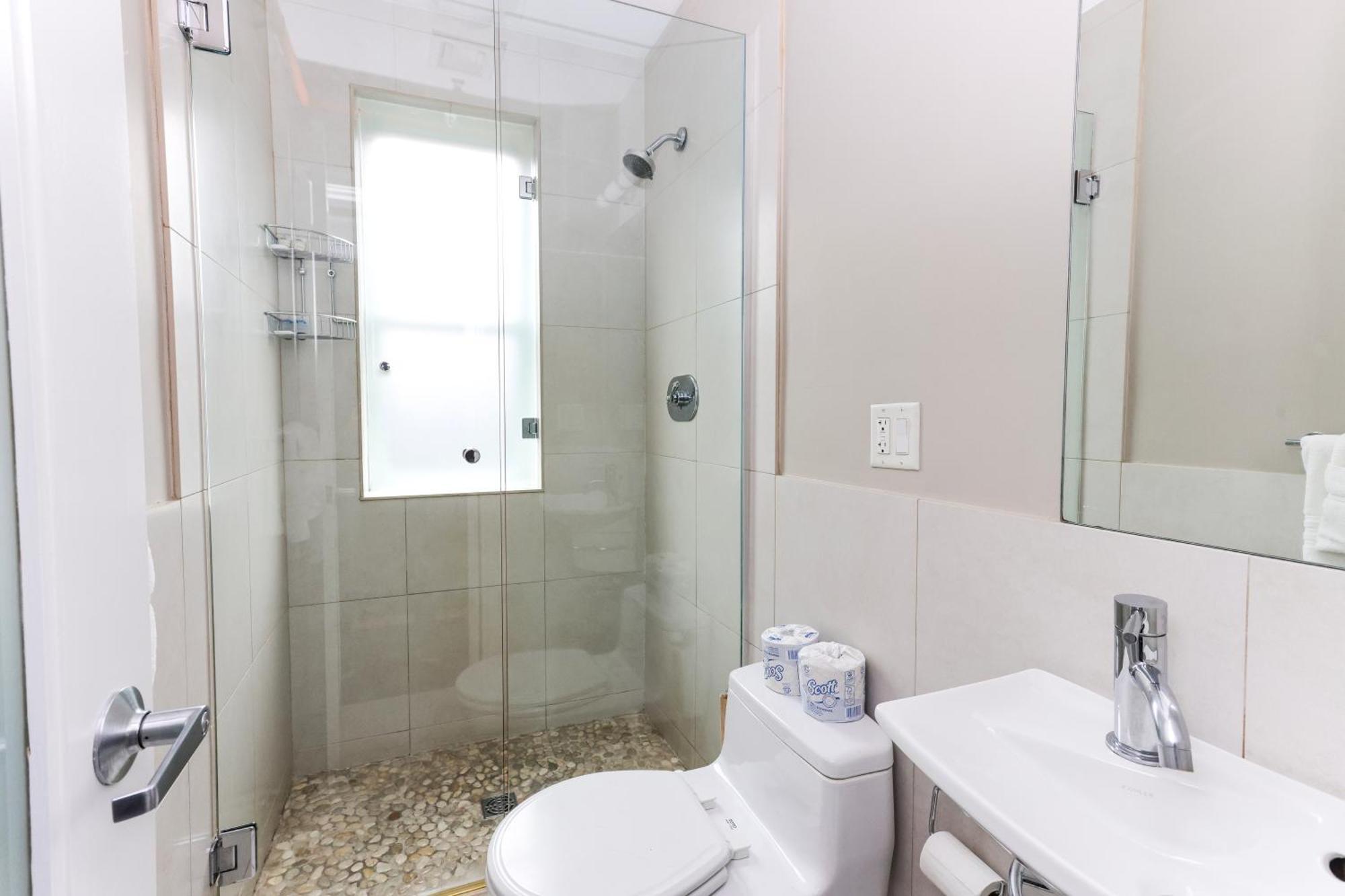 Furnished Newbury Street Studio, #6 Boston Bagian luar foto