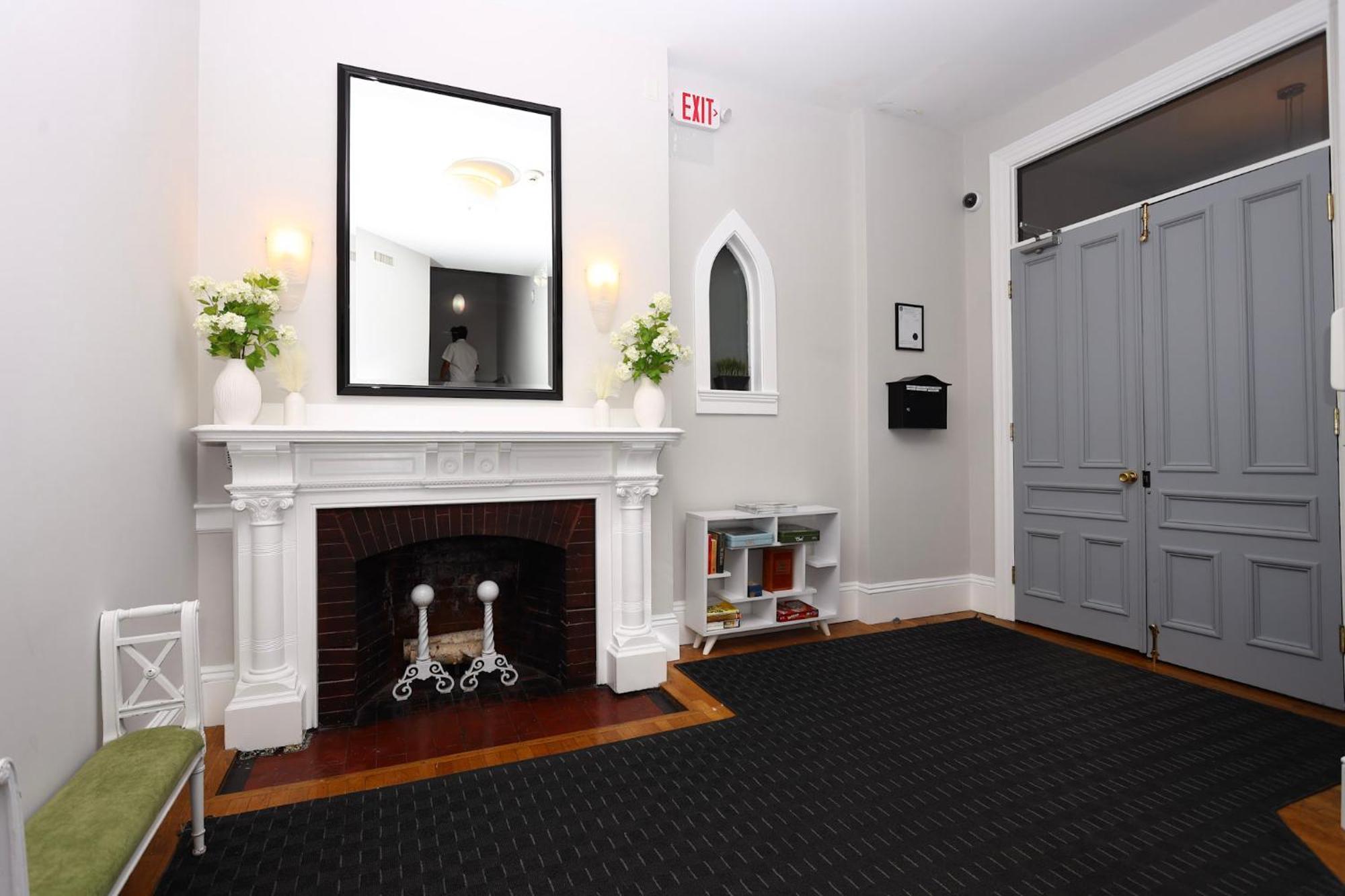 Furnished Newbury Street Studio, #6 Boston Bagian luar foto